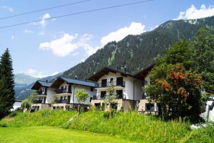 Luxurious Montafon Chalet XL 1 (AT-15453)