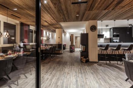 Luxurious Montafon Chalet XL 1 (AT-15453)