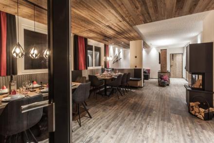 Luxurious Montafon Chalet XL 1 (AT-15453)